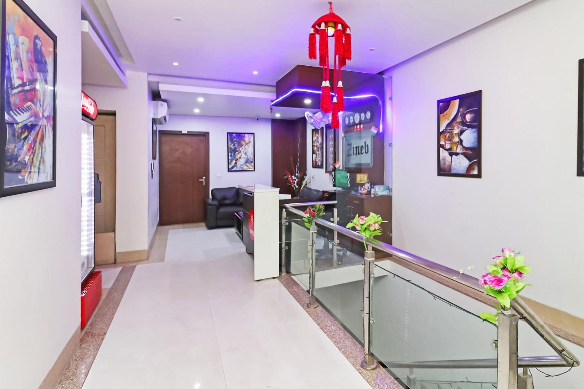 โอโย 62014 โฮเต็ล นิว คีตาญชลี Hotel ลัคเนา ภายนอก รูปภาพ